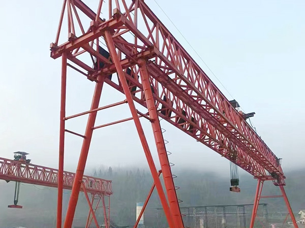 湖北龍門吊出租廠家其金屬結(jié)構(gòu)軸向受力構(gòu)件