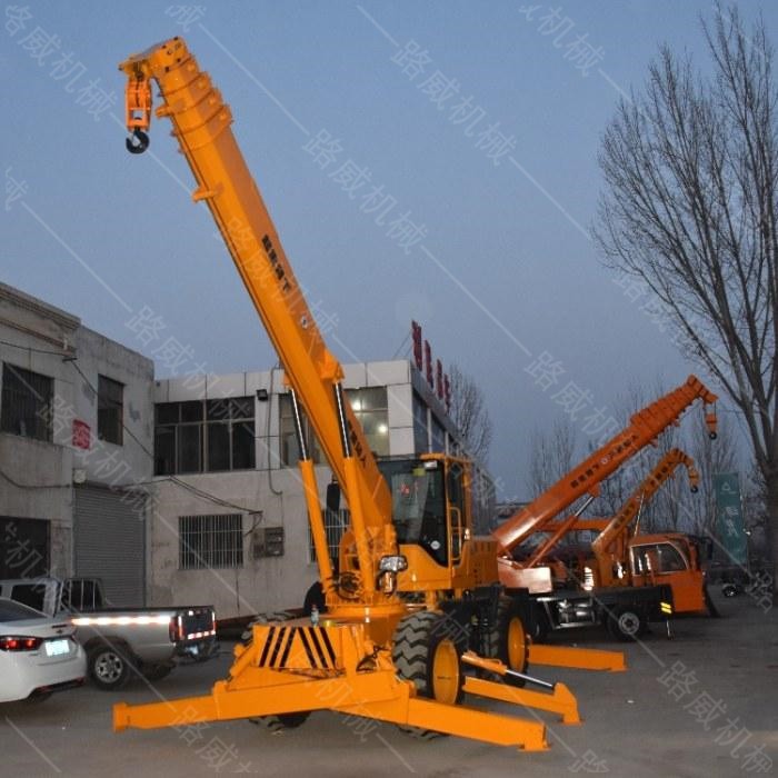 四驅(qū)越野行走吊車(chē)  5噸8噸鏟車(chē)改裝吊車(chē)  小型越野吊車(chē)