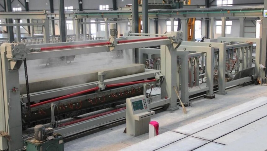 加氣砌塊生產(chǎn)線在高溫季節(jié)里生產(chǎn)會對機器有什么影響