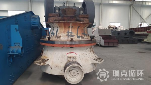 維修美卓GP300系列圓錐機(jī)架體