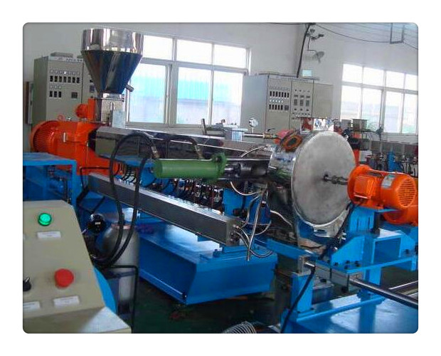 碳酸鈣高填充母粒造粒機（新型） ，碳酸鈣高填充母料造粒生產(chǎn)線（品牌）