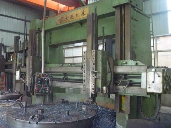 低價(jià)轉(zhuǎn)讓：大連產(chǎn)C5240/25t雙柱立式車床/立車/車床 