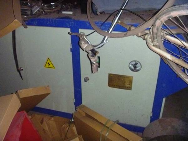 低價(jià)轉(zhuǎn)讓：全新160kw可控硅中頻電爐 