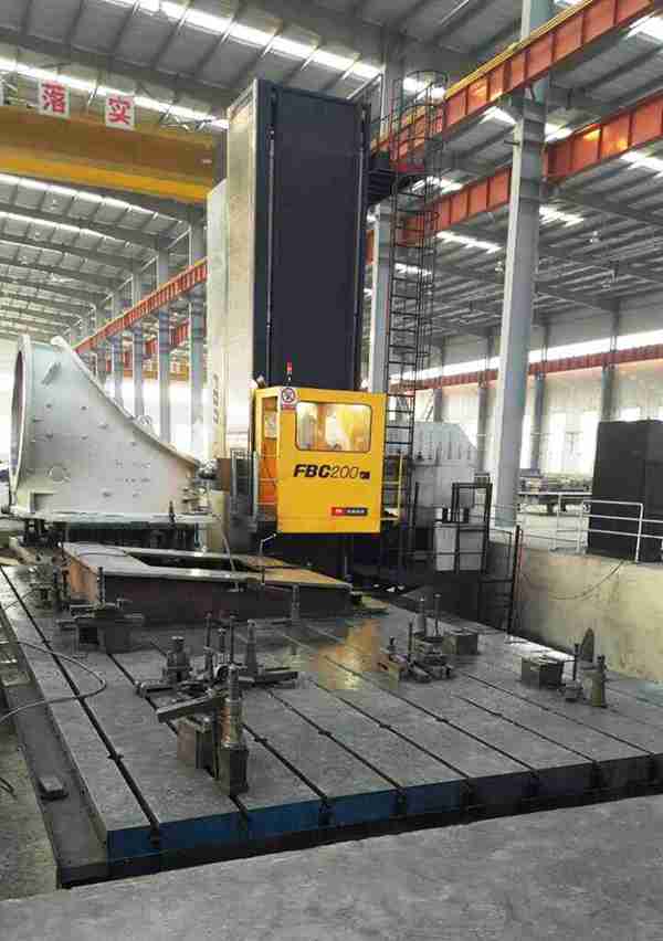 轉(zhuǎn)讓：沈陽產(chǎn)FBC200r數(shù)控落地鏜銑床/鏜銑床