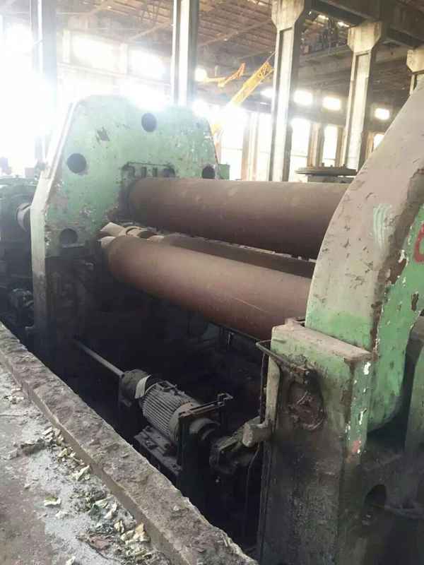 出售：二手沈陽產(chǎn)70/4米三輥卷板機(jī)/卷板機(jī)