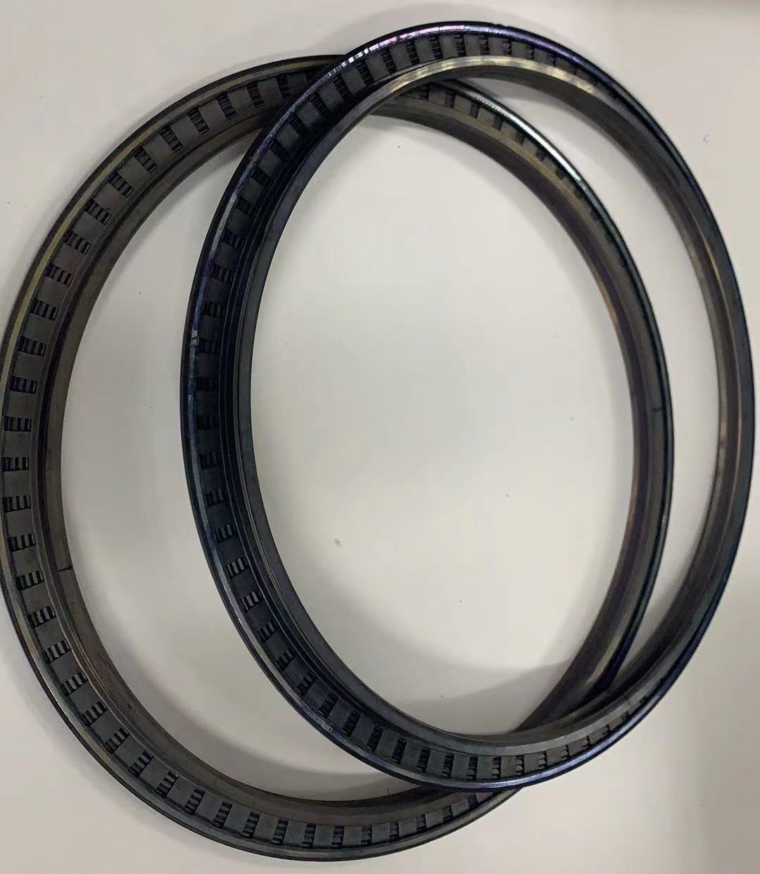 橡膠塑料非金屬基材專用涂層、應(yīng)用骨架油封、導(dǎo)向套，橡膠吸嘴、