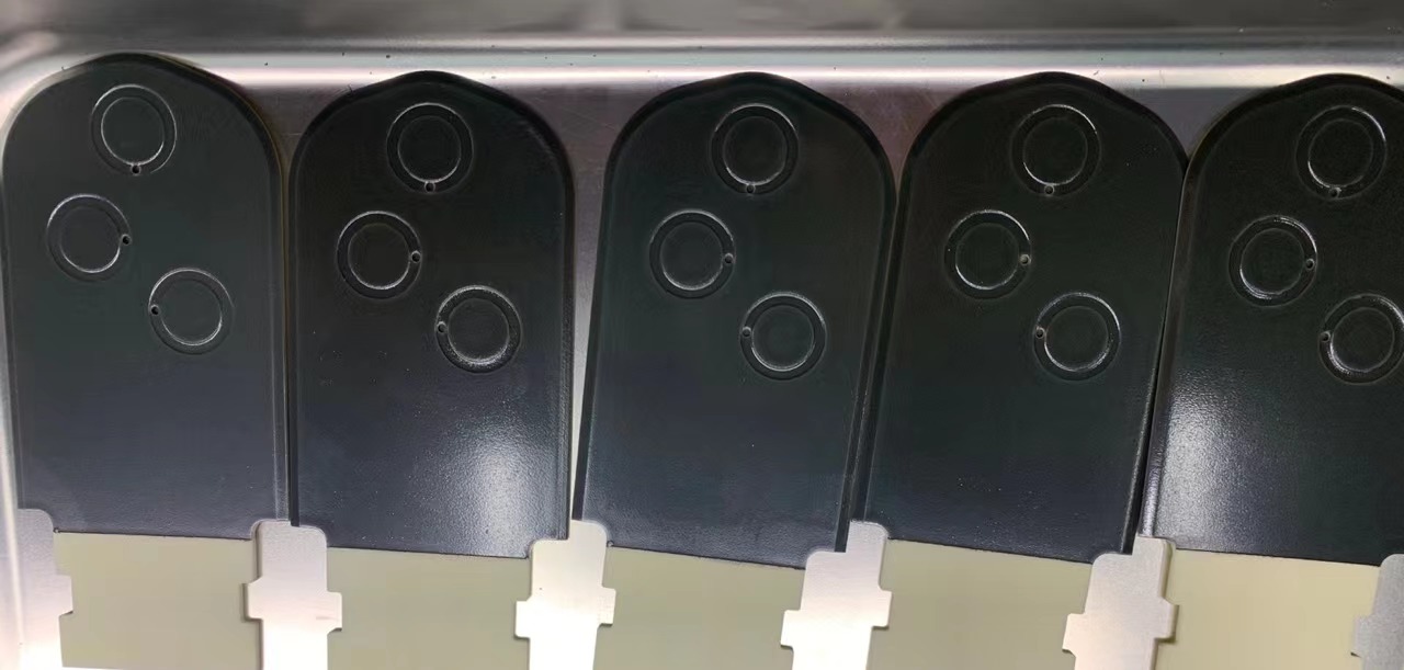 半導(dǎo)體陶瓷片涂層，提升潤(rùn)滑耐磨，解決掉粉劃傷產(chǎn)品等問(wèn)題