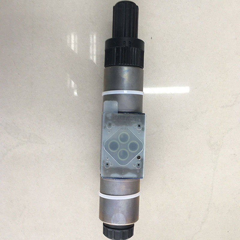 力士樂(lè)液壓閥R900944121 4WRE6W16-2XG24K4V