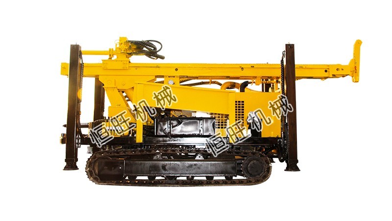 履帶230型水井鉆機(jī)