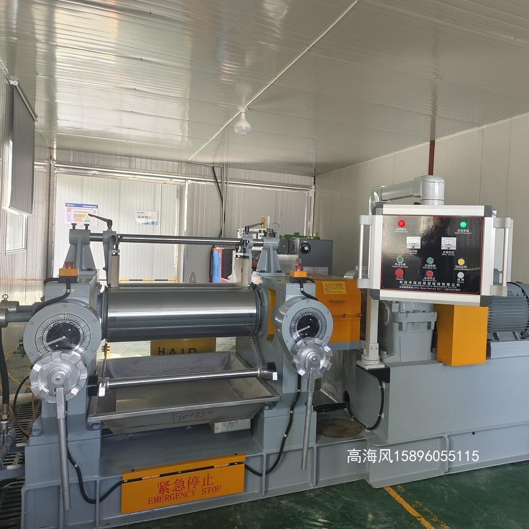 江蘇硅橡膠XK-300兩輥開(kāi)煉機(jī)電鍍輥