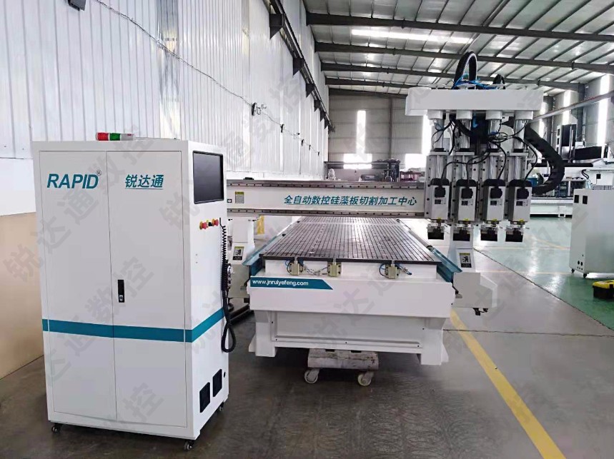 板式家具數(shù)控開料機(jī)雙工位四工序開料機(jī)