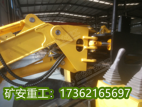 60型挖掘式裝載機又稱扒渣機 是替代間歇式機械的新科技產(chǎn)品