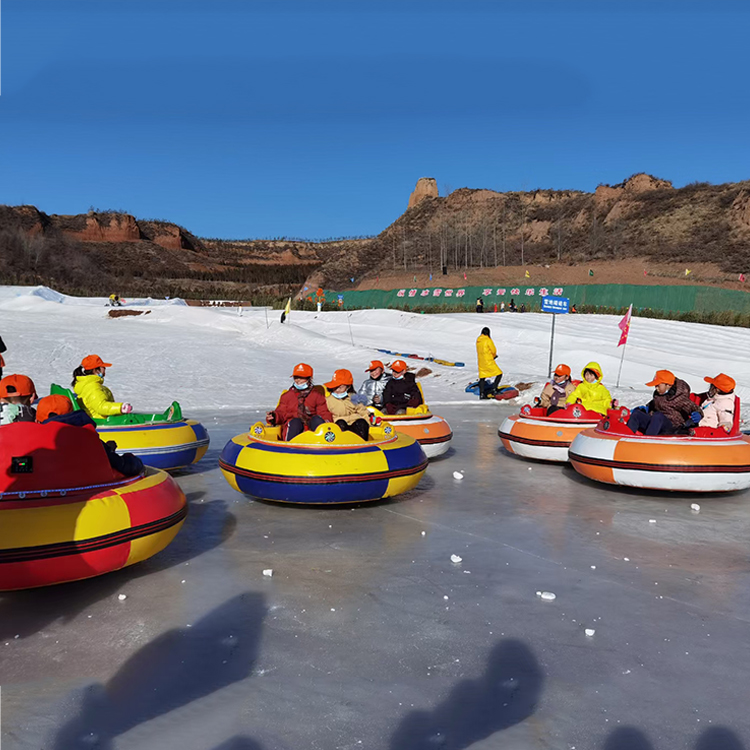 冰陸兩用碰碰車多人碰撞適用于游樂場景區(qū)等