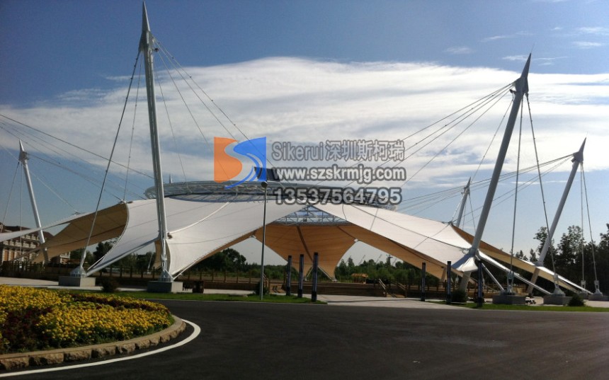 張拉膜結(jié)構(gòu)特點(diǎn)