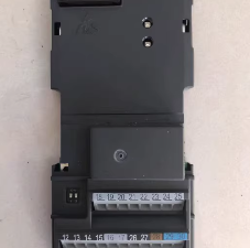 德國西門子6SE6400-7AA00-0BA0-變頻器