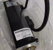 日本安川SGMAH-01B1A4C-電機