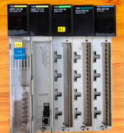 法國(guó)施耐德140CPS11420-電源