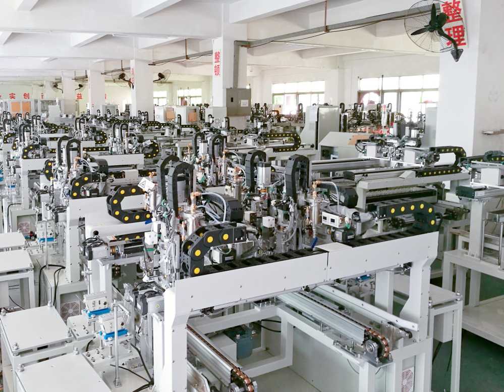 方形電池自動(dòng)插膠釘設(shè)備