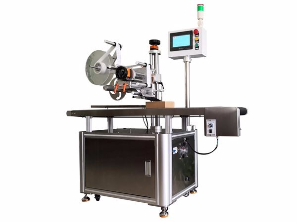 BG311-全自動平面貼標機?