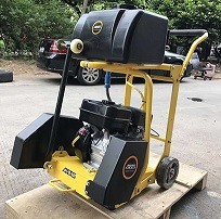 進(jìn)口水泥路面汽油切割機(jī)BF1435