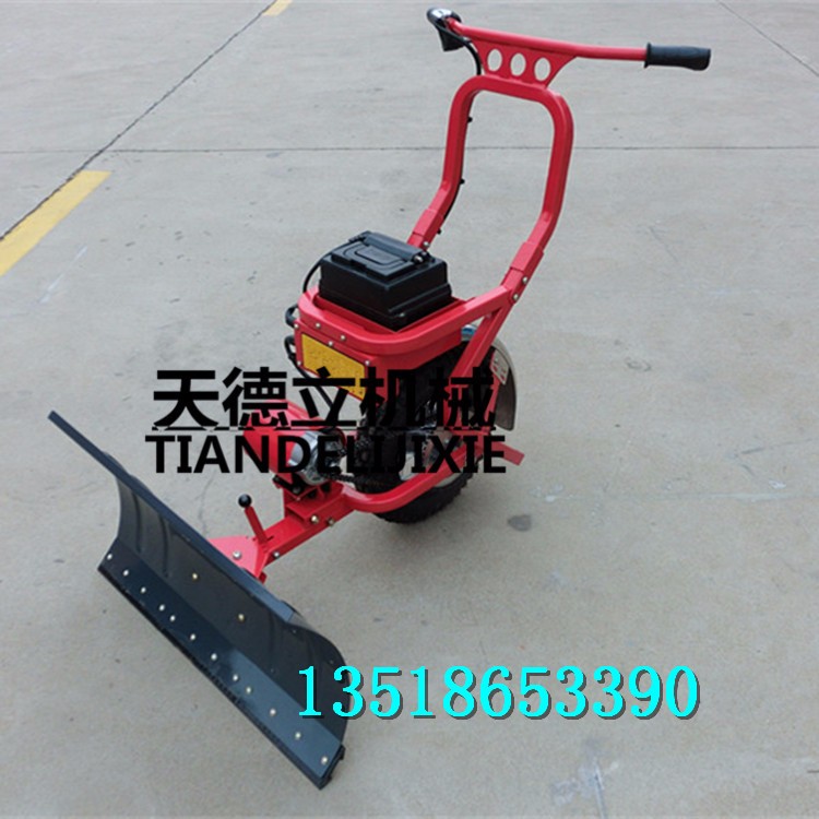 手推輪式鏟雪機 推沙機推沙機 多功能物業(yè)掃雪車 電推車