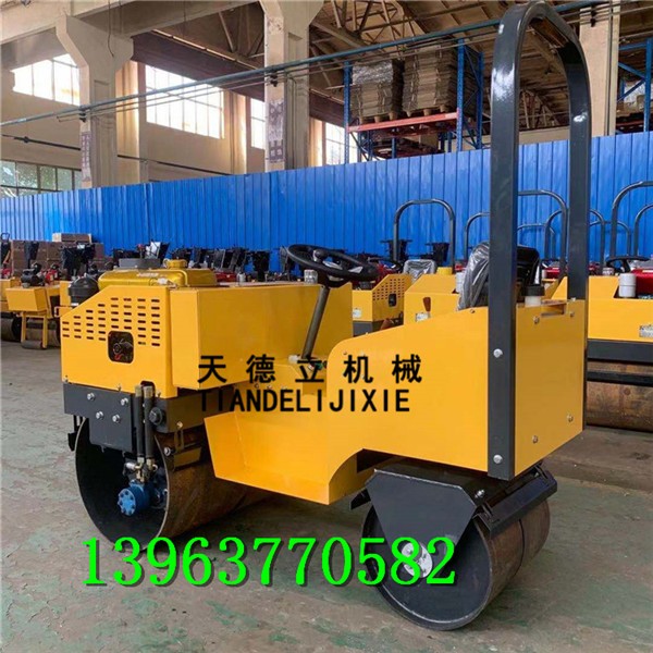 1.5噸座駕式壓路機 地面土層壓平機 駕駛型壓土機