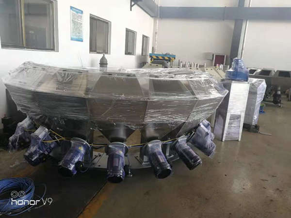 針對各種廠家的全自動(dòng)環(huán)保小料機(jī)