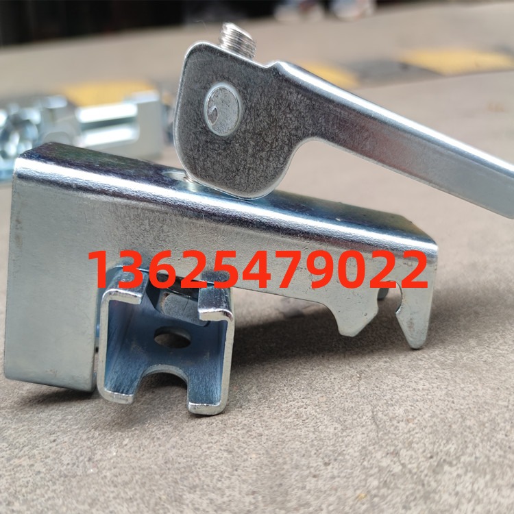 夾持器  防溢裙板夾持器  防溢裙板專用夾持器