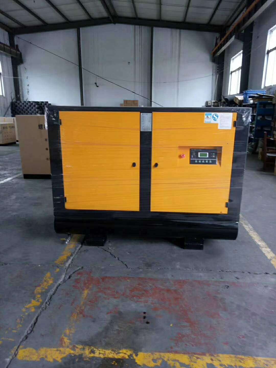 吳橋壓縮機(jī)有限責(zé)任公司37千瓦6立方雙罐一體機(jī)噴砂專用