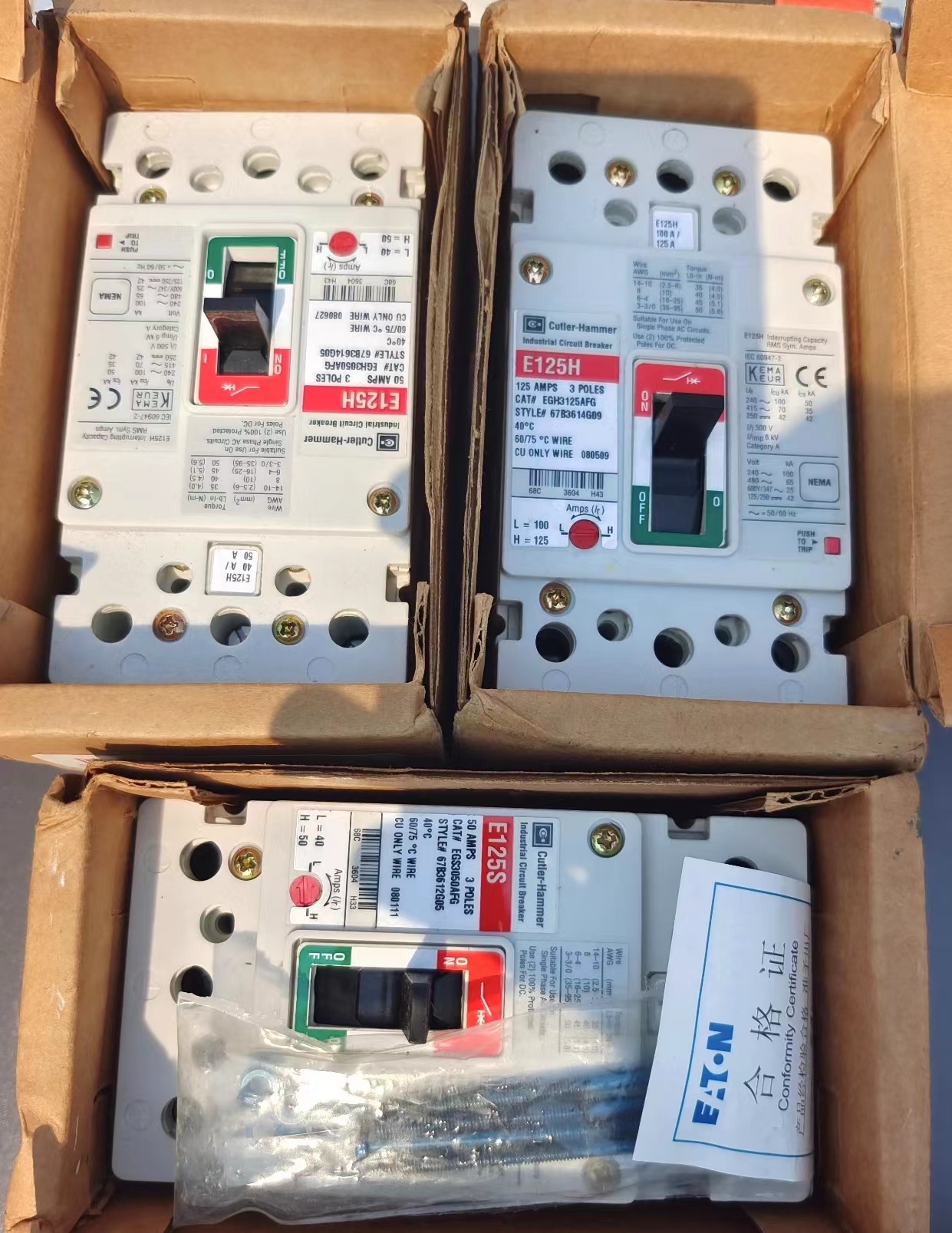 伊頓開關(guān) ECC03C8T6A-P7  ECC03C8T6A-P8