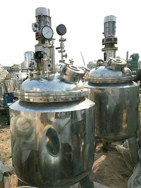 廠家供應(yīng)各種型號(hào)不銹鋼反應(yīng)釜，開式反應(yīng)釜