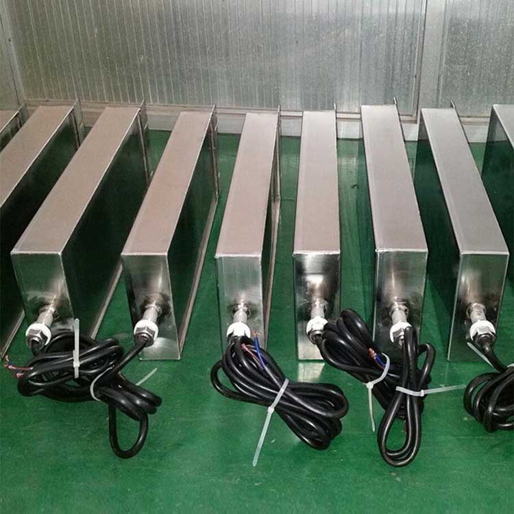 工業(yè)超聲波清洗機振板