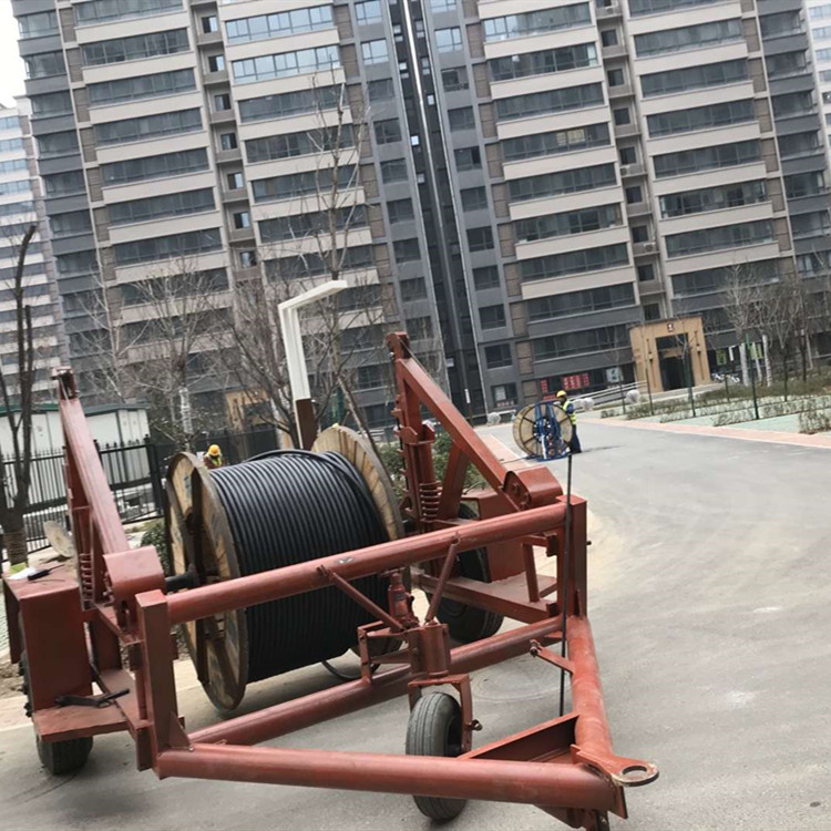 光纜收放線牽引車 運輸兩用線纜炮車