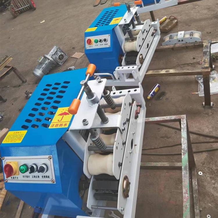 電網(wǎng)改造線纜牽引機(jī) 履帶式布線傳送機(jī)