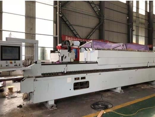 佛山高價收購二手電腦刨花機|長期大量回收舊木工機械設(shè)備