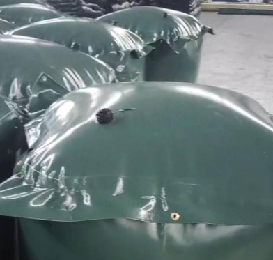 1500*800礦用充氣氣垛 長(zhǎng)方形設(shè)計(jì)合理 接下來是進(jìn)行堆砌