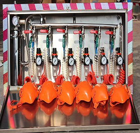 箱式供水施救裝置 好在六個呼吸口 提供干凈的空氣和水