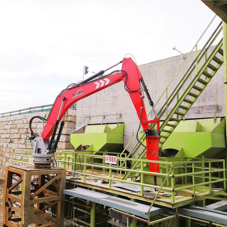 元征行固定式破碎機(jī)械臂