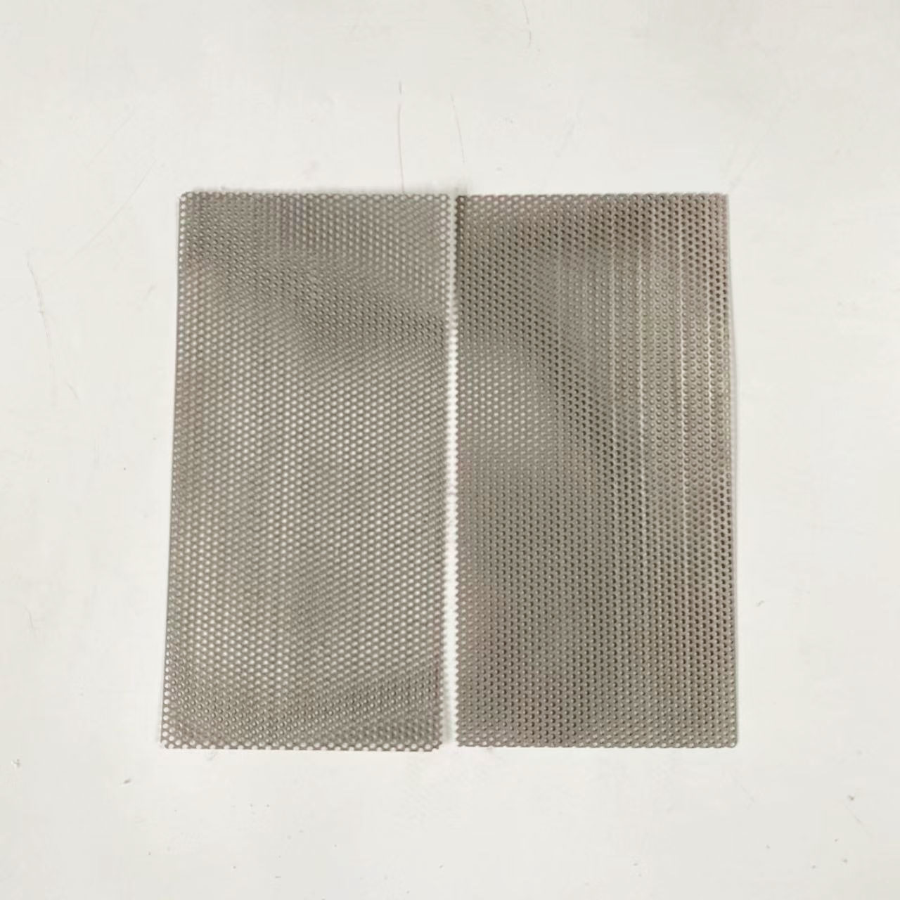 廠家直銷304不銹鋼沖孔網 室內外裝飾網 過濾沖孔網 網孔可定制