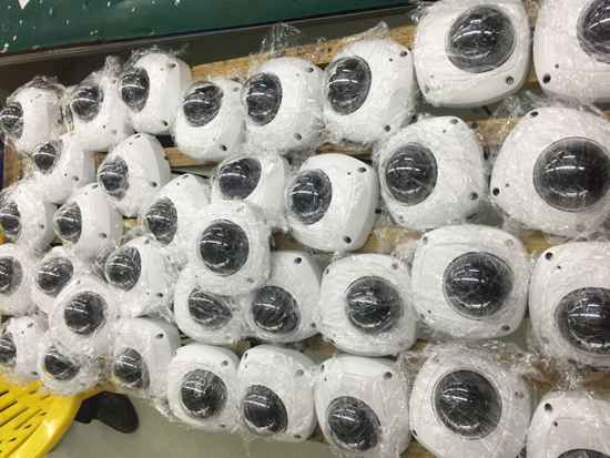 廠家直銷大巴攝像頭，公交攝像頭，紅外監(jiān)控探頭，高清防水效果