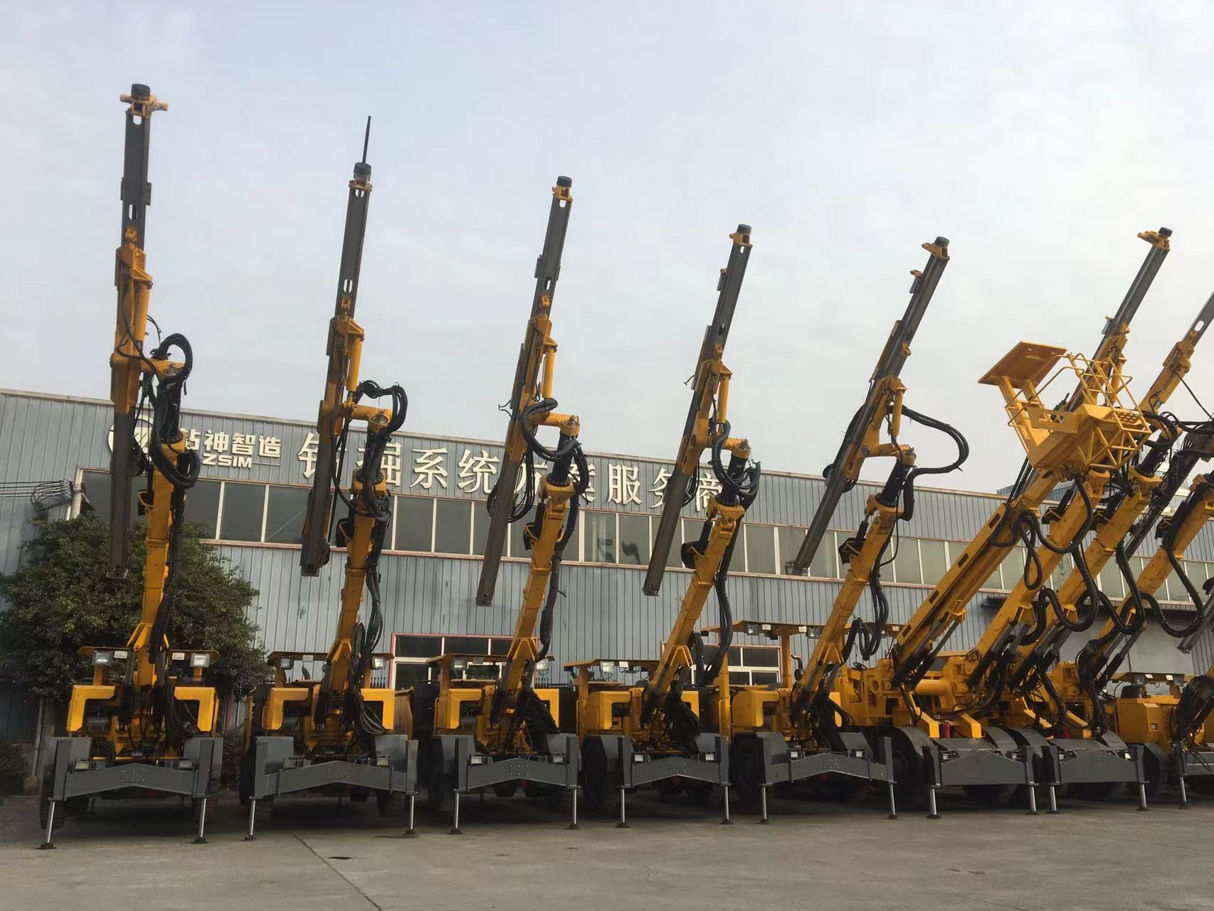 隧道雙臂鑿巖臺車租賃