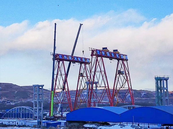 貴州貴陽龍門吊廠家專業(yè)生產(chǎn)各種起重機(jī)械