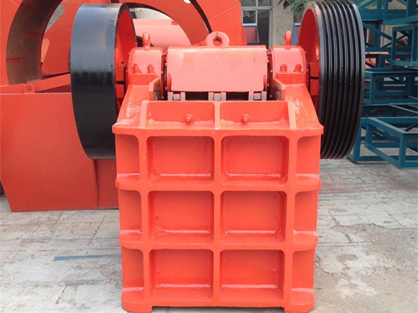 歐版顎式破碎機性能怎么樣？鄭州哪家廠家強？